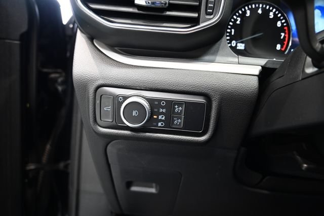 Used 2022 Black Ford XLT image 26