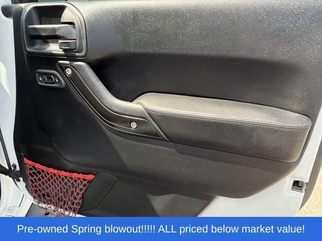 Used 2018 White Jeep Unlimited Rubicon image 50