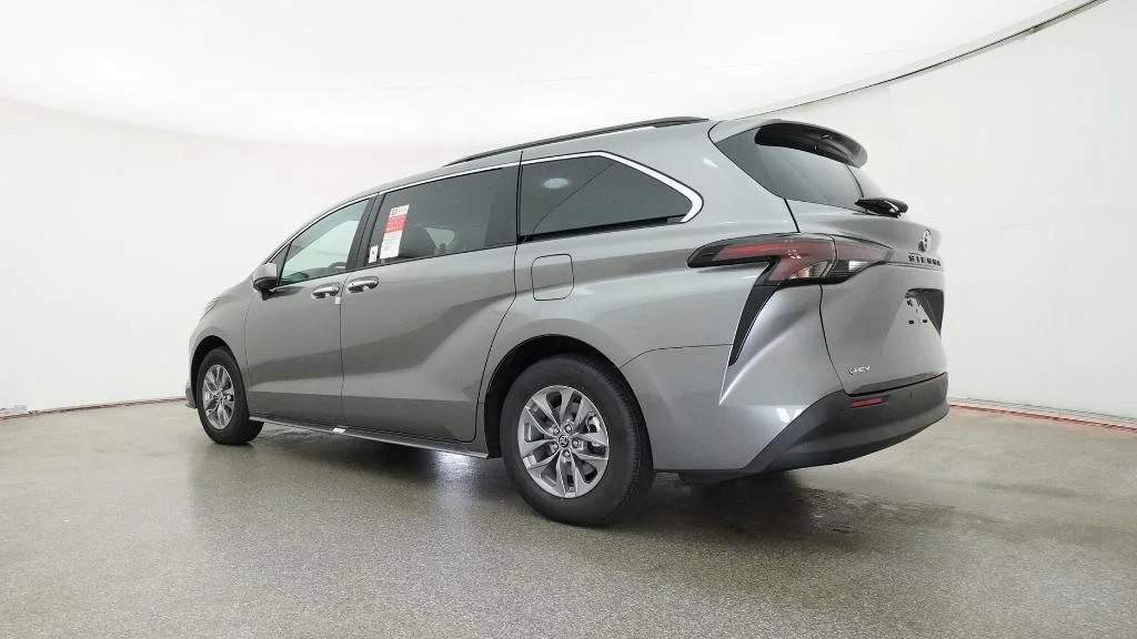New 2026 Heavy Metal Toyota XLE image 10
