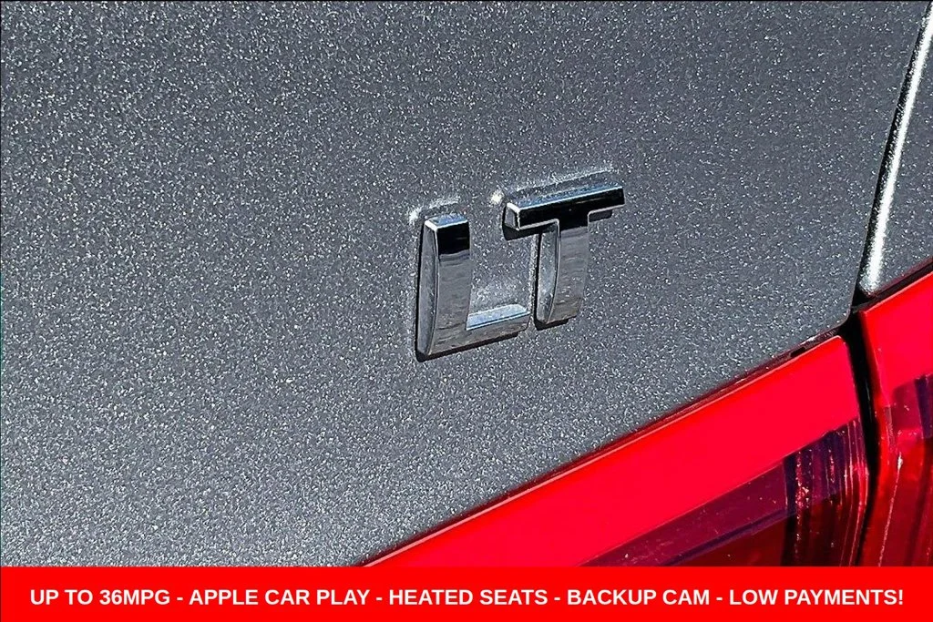 Used 2024 Gray Chevrolet LT image 29