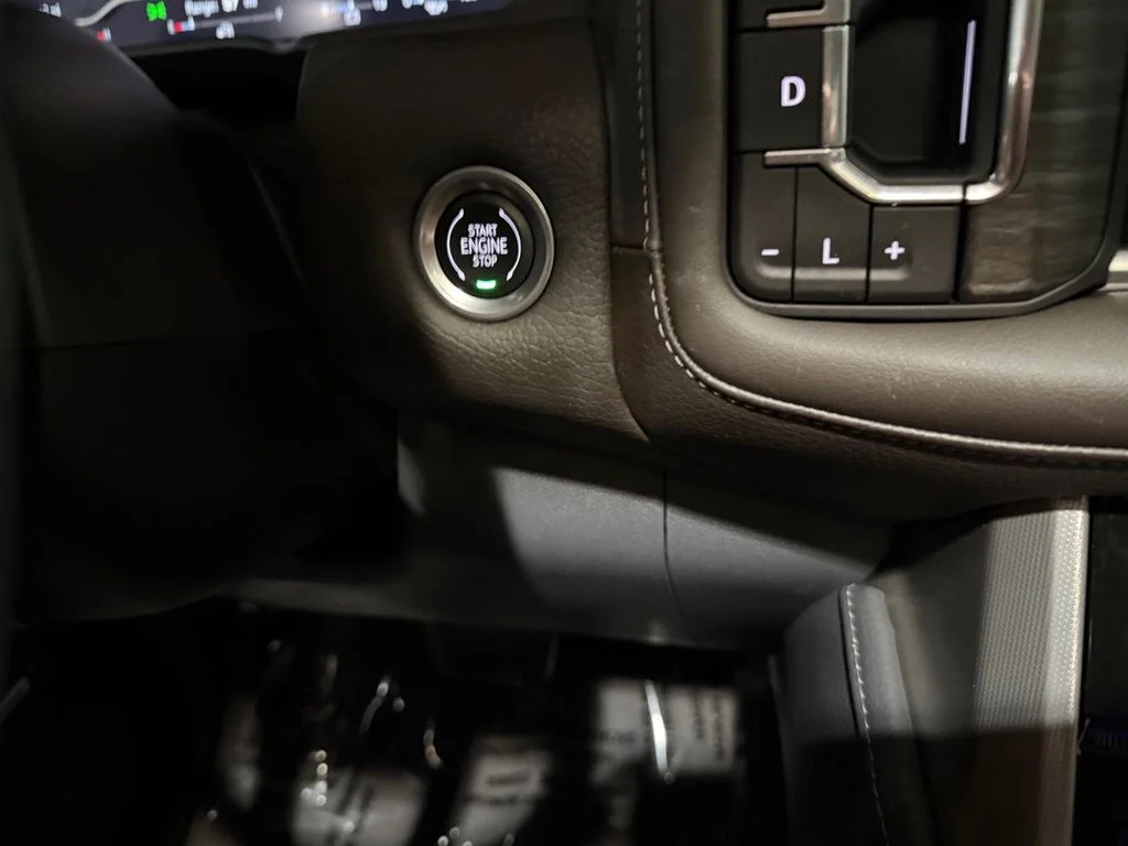 Used 2024 White Frost GMC Denali image 20