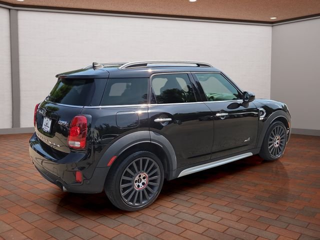 Used 2017 Black MINI Base image 3