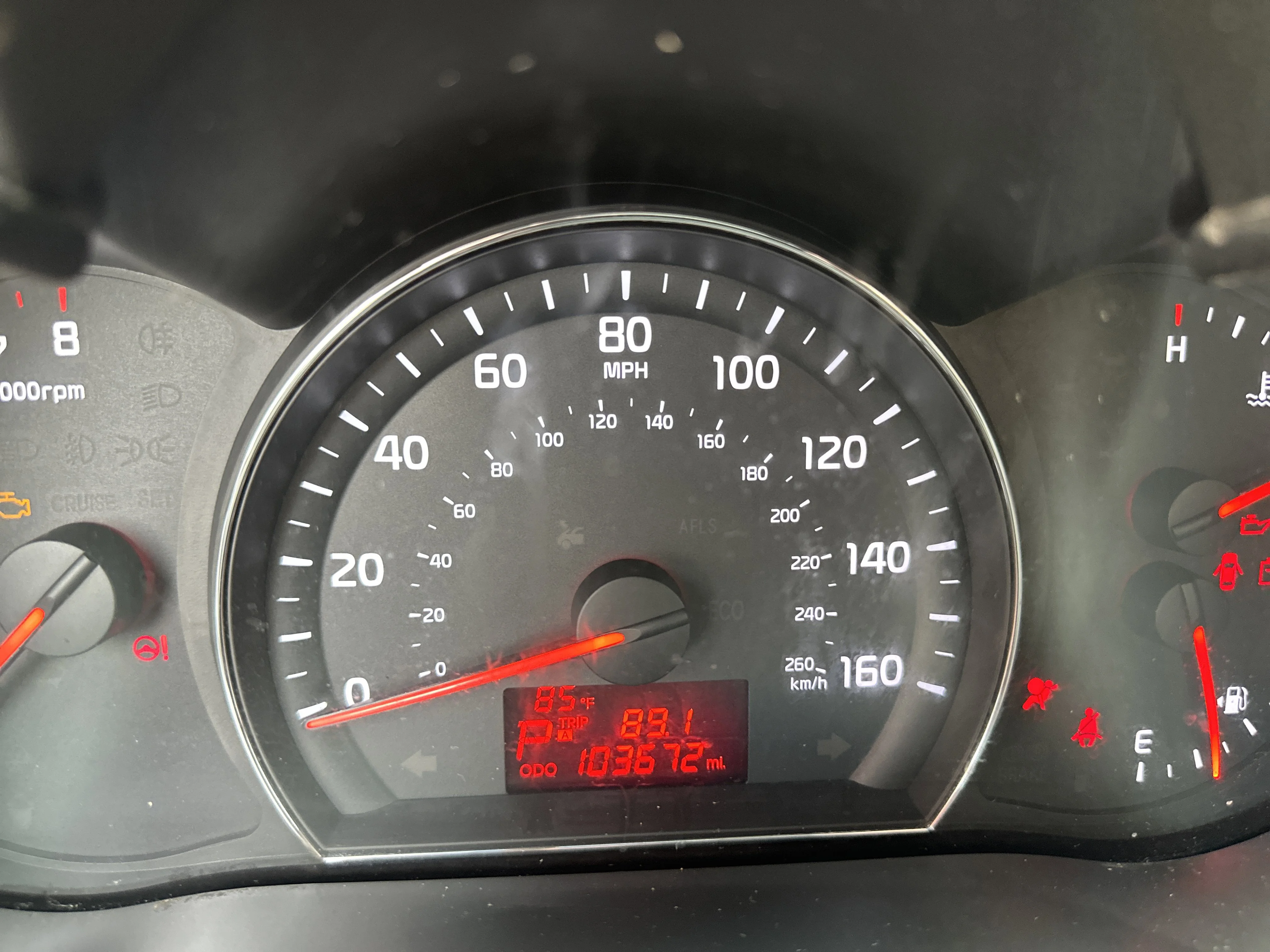 Used 2015 Snow White Pearl Kia LX image 10
