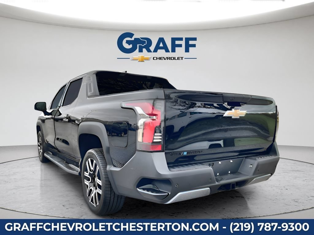 New 2026 Black Chevrolet LT - Standard Range image 6