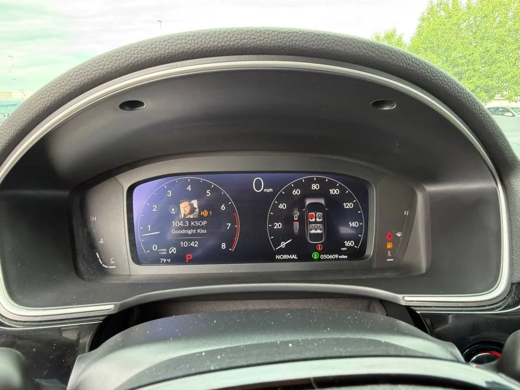 Used 2024 Gray Honda Sport Touring image 21