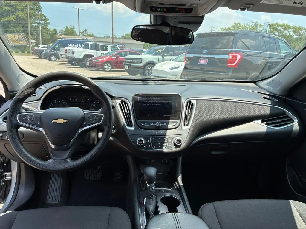Used 2024 Gray Chevrolet LT image 24
