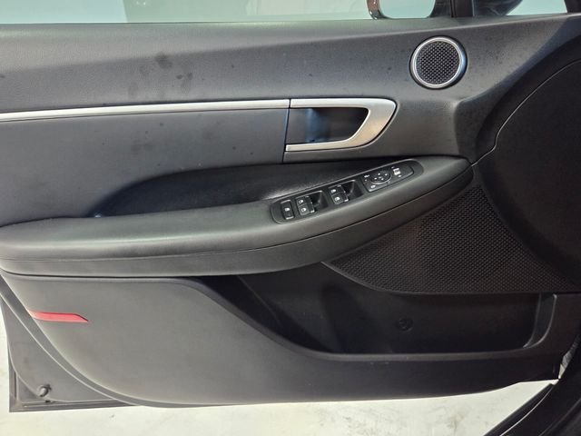 Used 2024 Gray Hyundai SEL image 27