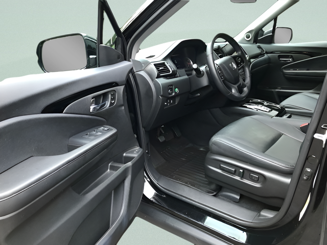Used 2022  Honda Touring image 10