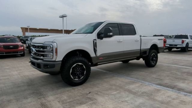 New 2026 Star White Metallic Tri-Coat Ford F-250® King Ranch® image 80