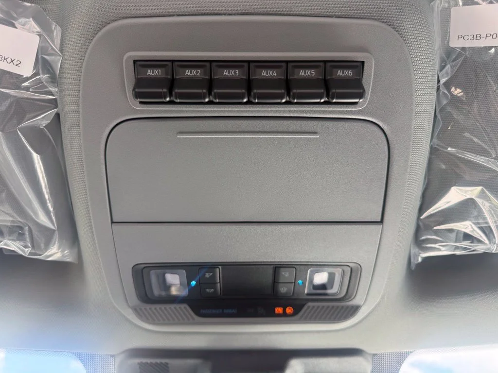 New 2026 Oxford White Ford F-550® XL image 33