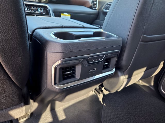 2026 GMC Sierra 1500 Denali - Photo 9