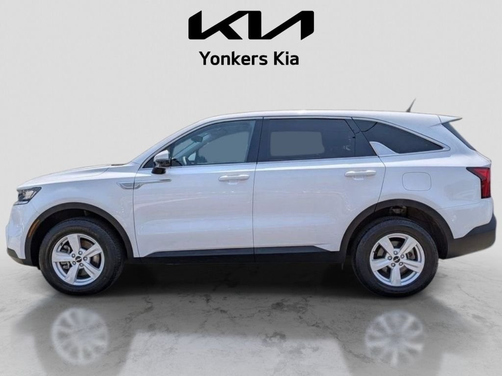 Certified Used 2023 White Kia LX image 12