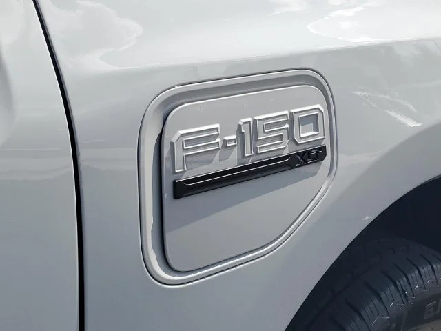 Used 2023 Avalanche Ford Pro image 32