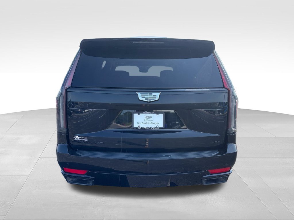 Used 2022 Black Cadillac Sport Platinum image 5
