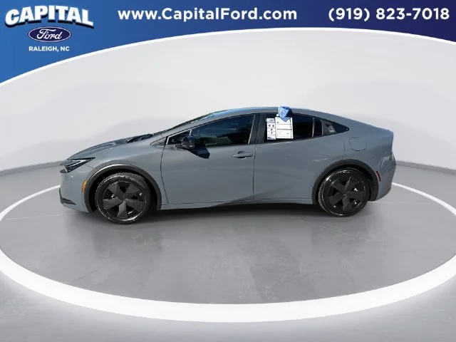 Used 2025 Gray Toyota LE image 5