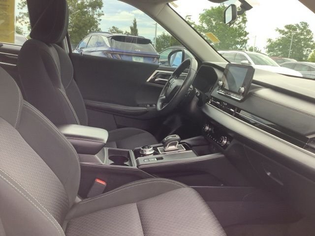 Used 2022 Silver Mitsubishi ES image 56