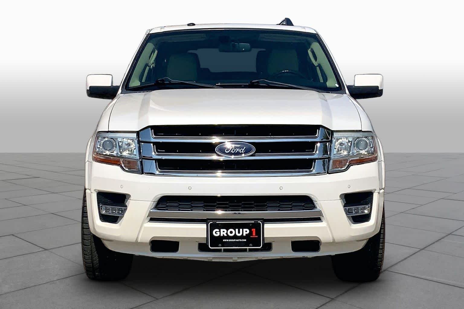 Used 2017 White Platinum Metallic Tri-Coat Ford Limited image 4