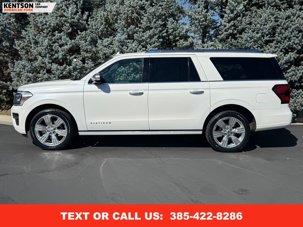 2023 Ford Expedition MAX Platinum photo 4