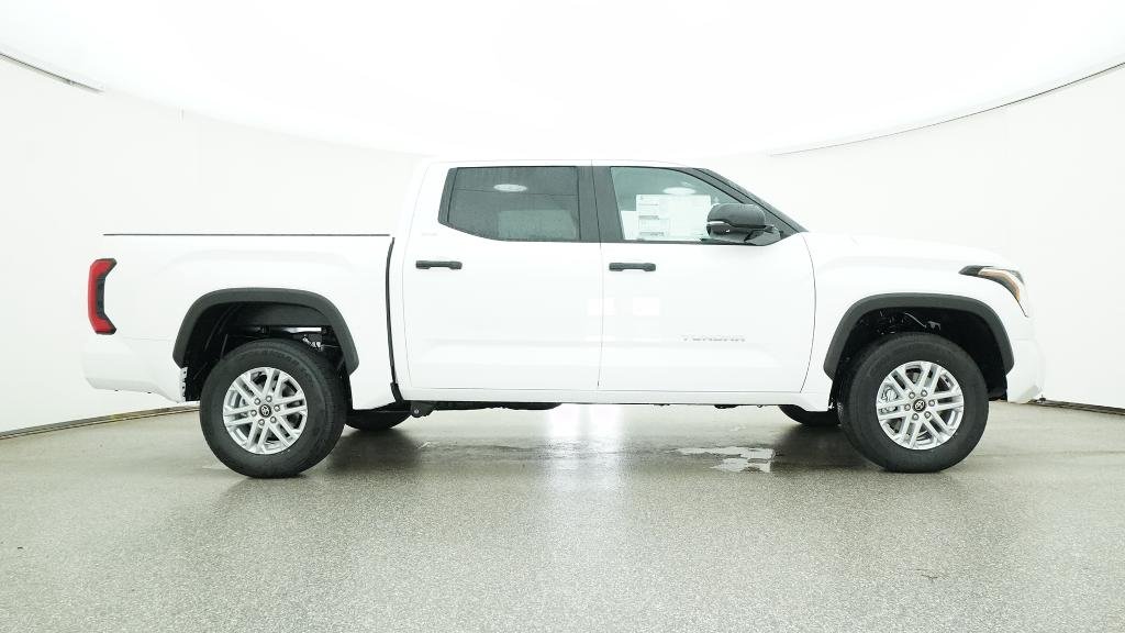 New 2026 Ice Cap Toyota SR5 image 13