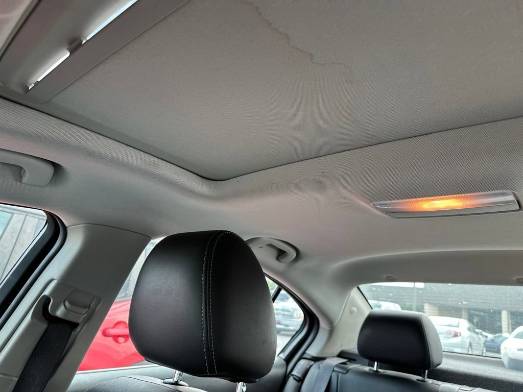 Used 2014 Summit White Chevrolet LTZ image 16