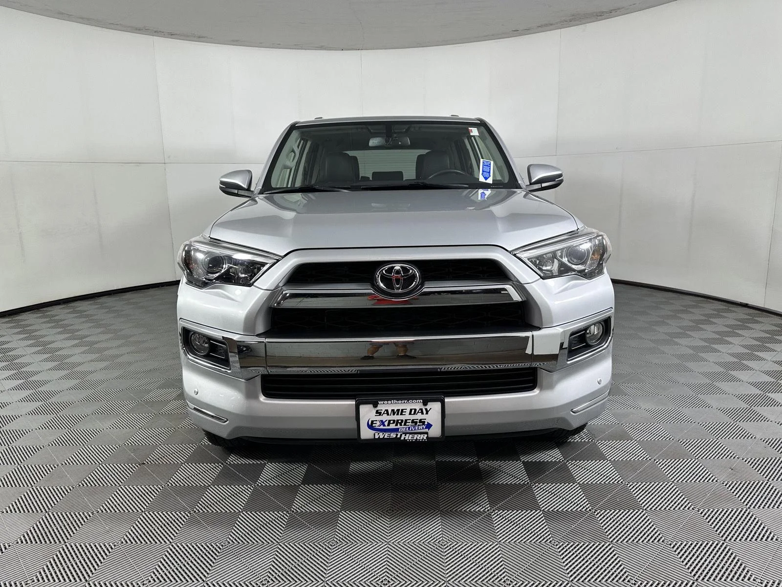 Used 2019 Classic Silver Metallic Toyota Limited image 17