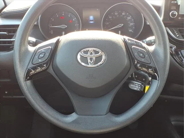 Certified Used 2020 SUPERSONIC RED Toyota  image 14