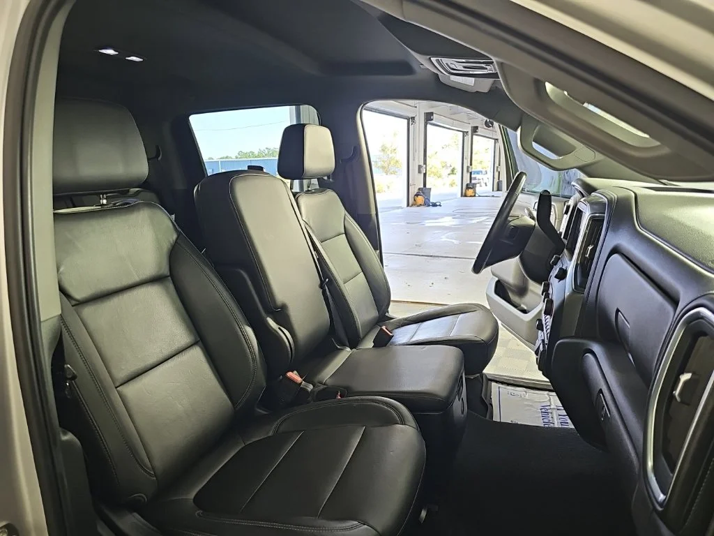 Used 2020 Silver Chevrolet LT image 22