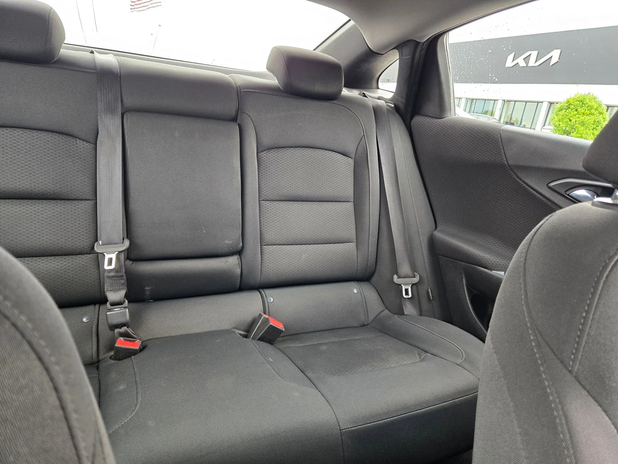 Used 2016 Silver Ice Metallic Chevrolet LT image 14