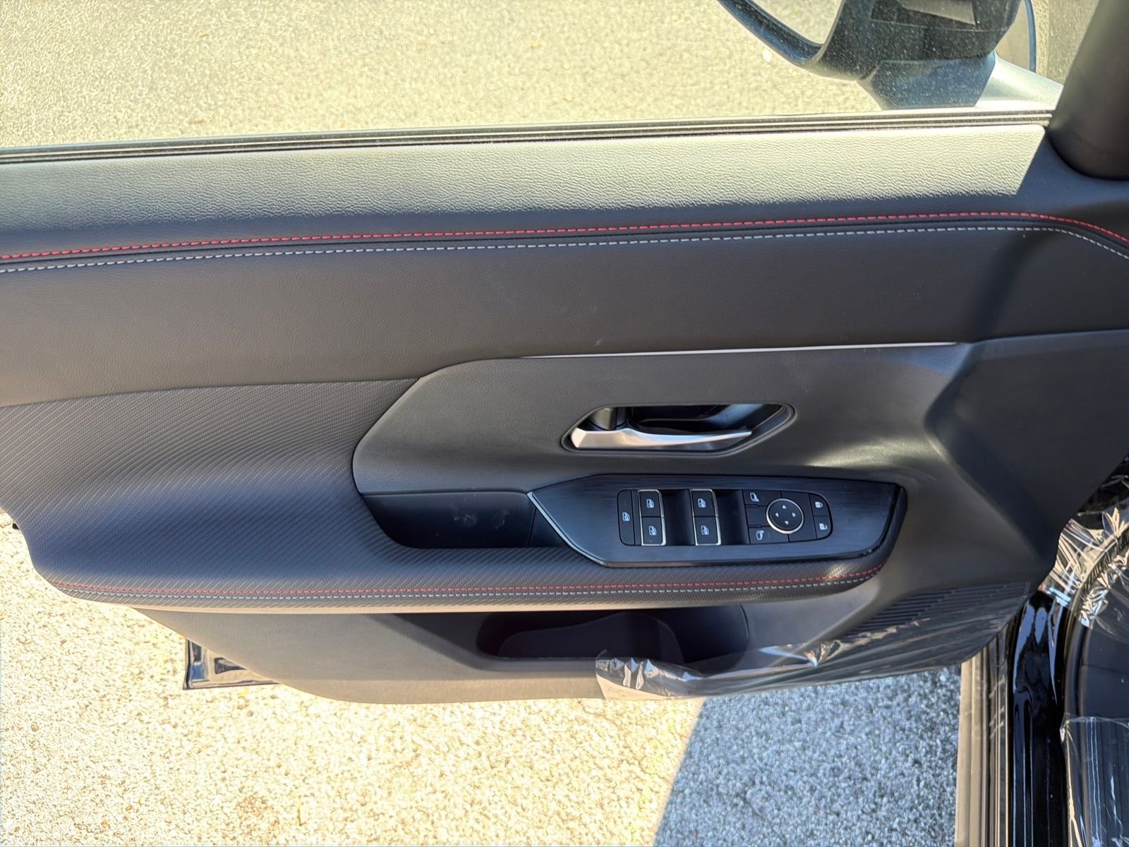 New 2026 Nissan Kicks SR 4D Sport Utility