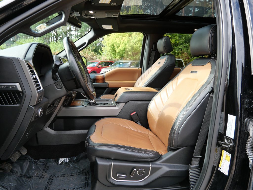 Used 2016 Black Ford Limited image 21