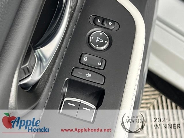 New 2026 Winter Frost Pearl Honda Hybrid image 13