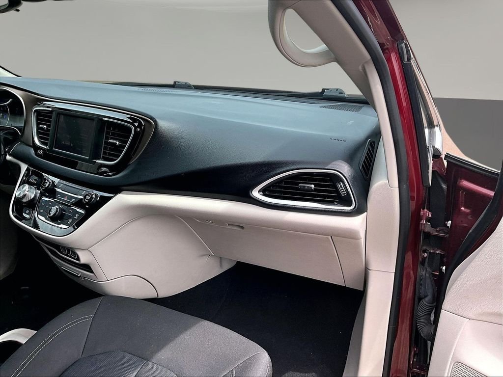 Used 2023 Red Chrysler LX image 30