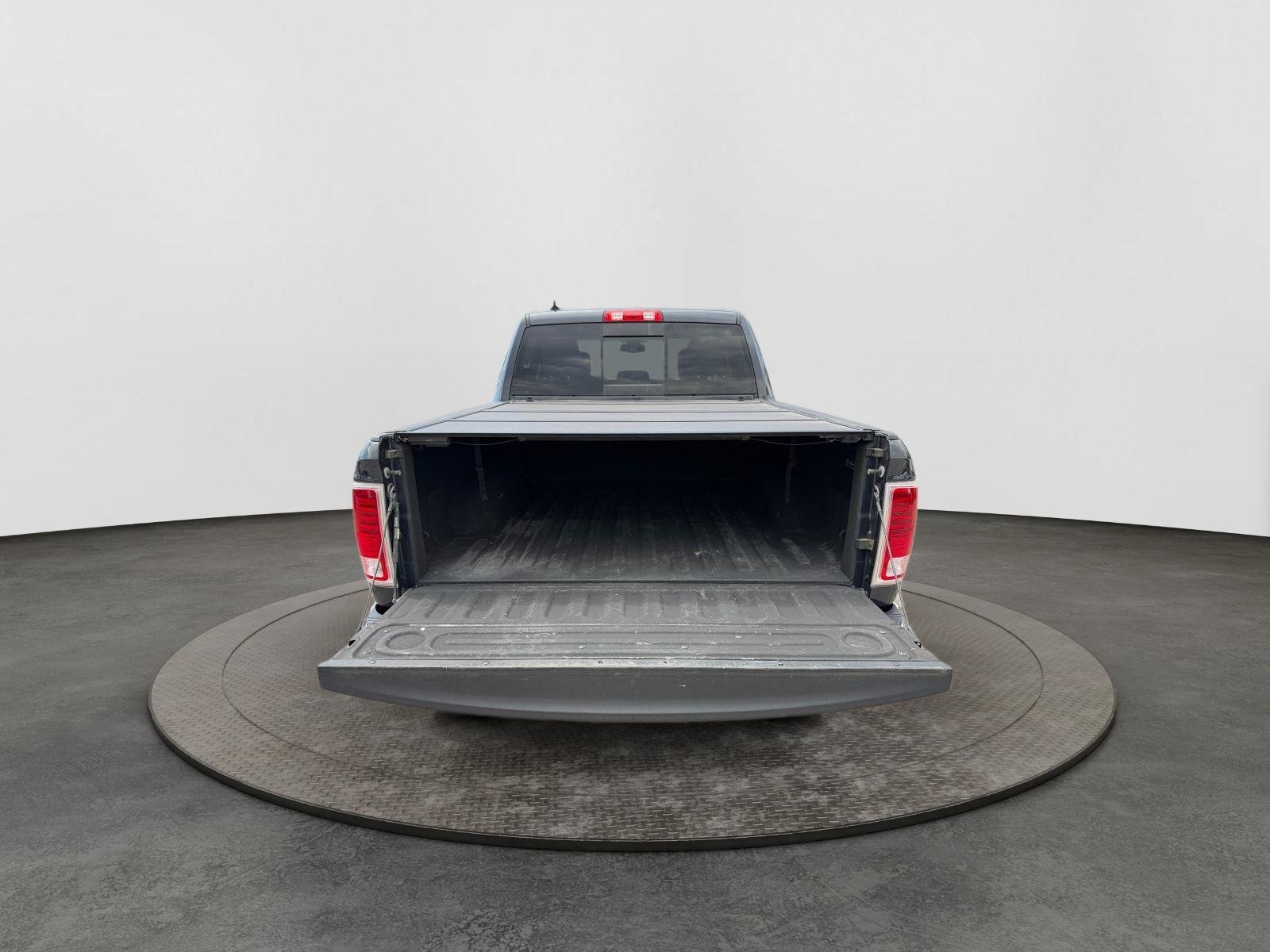 2019 RAM Ram 1500 Classic Laramie - Photo 19