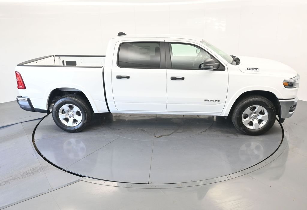 New 2026 Bright White Clear-Coat Exterior Paint RAM Big Horn/Lone Star image 25