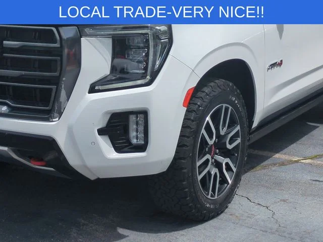 Used 2023 White GMC AT4 image 9