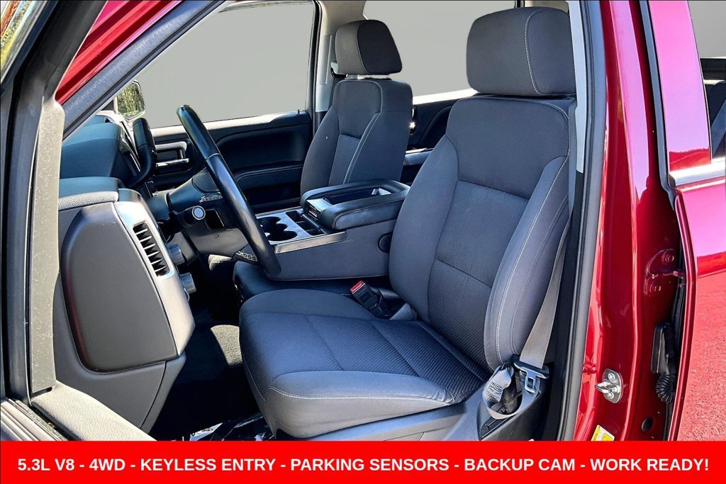 Used 2018 Red Chevrolet LT image 25