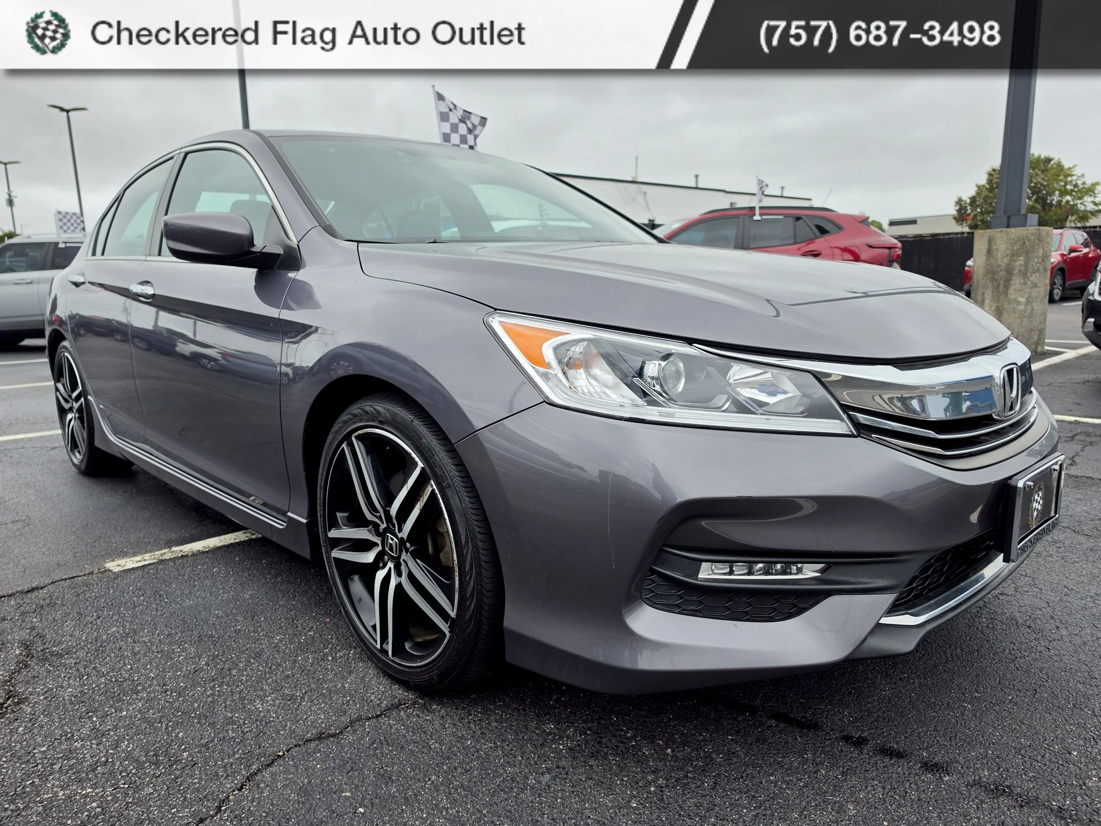 Used 2016 Modern Steel Metallic Honda Sport image 7