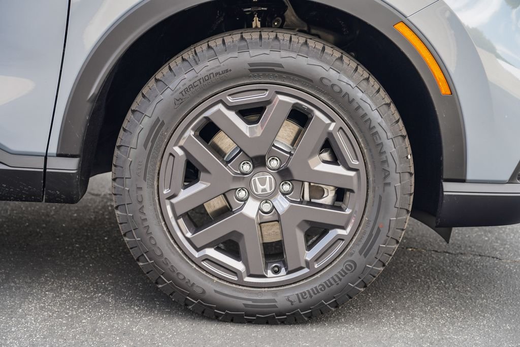 New 2026 Urban Gray Pearl Honda TrailSport image 11