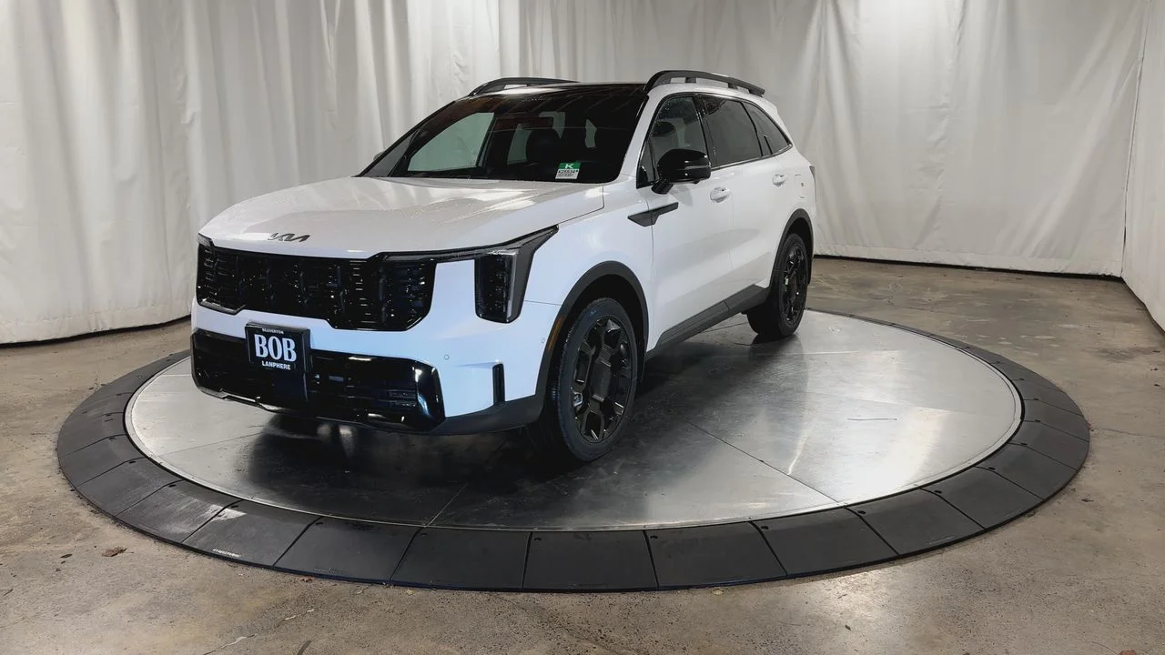 New 2026 White Pearl Kia X-Line SX Prestige image 4