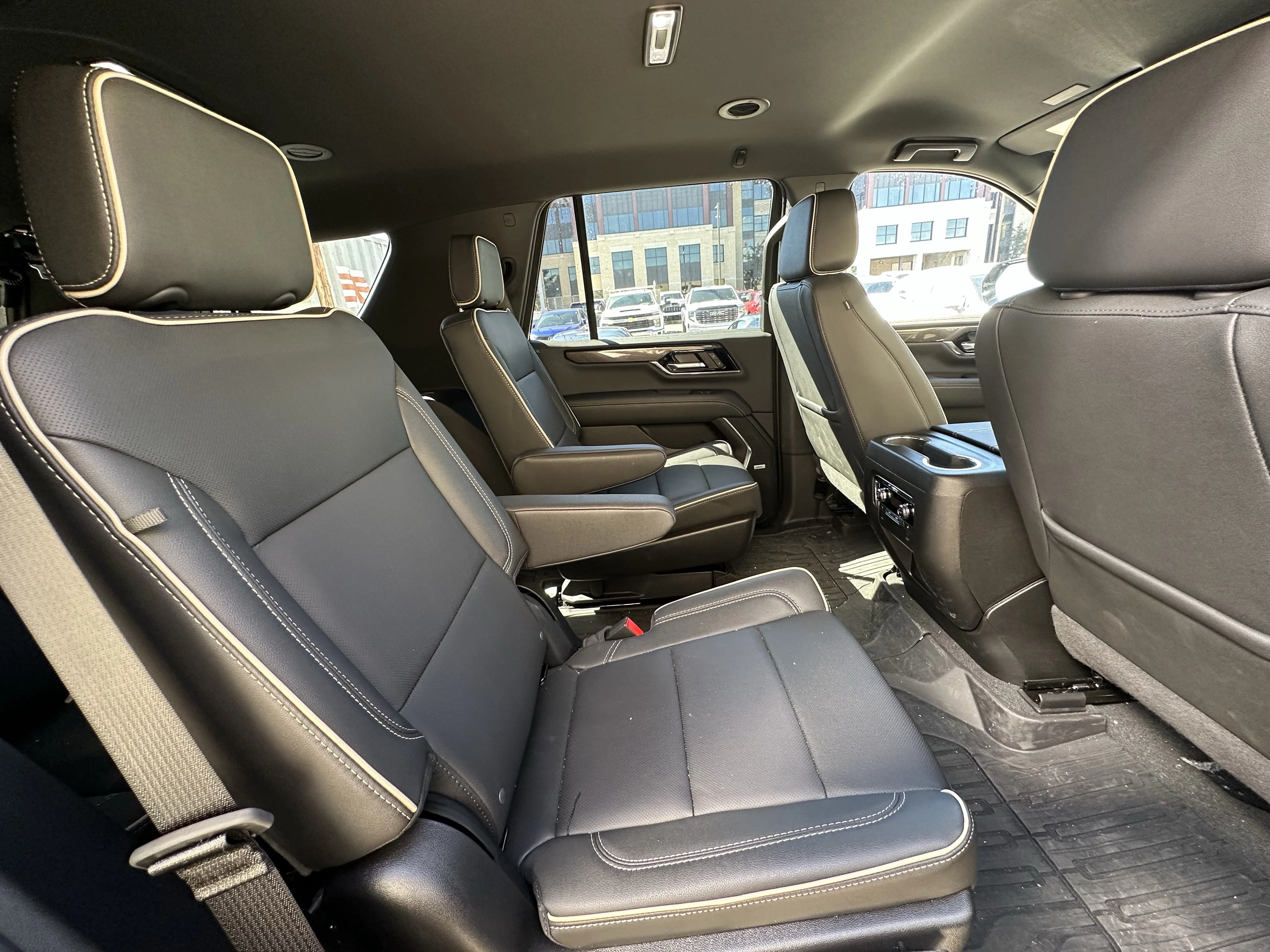 New 2026 Onyx Black GMC Elevation image 21