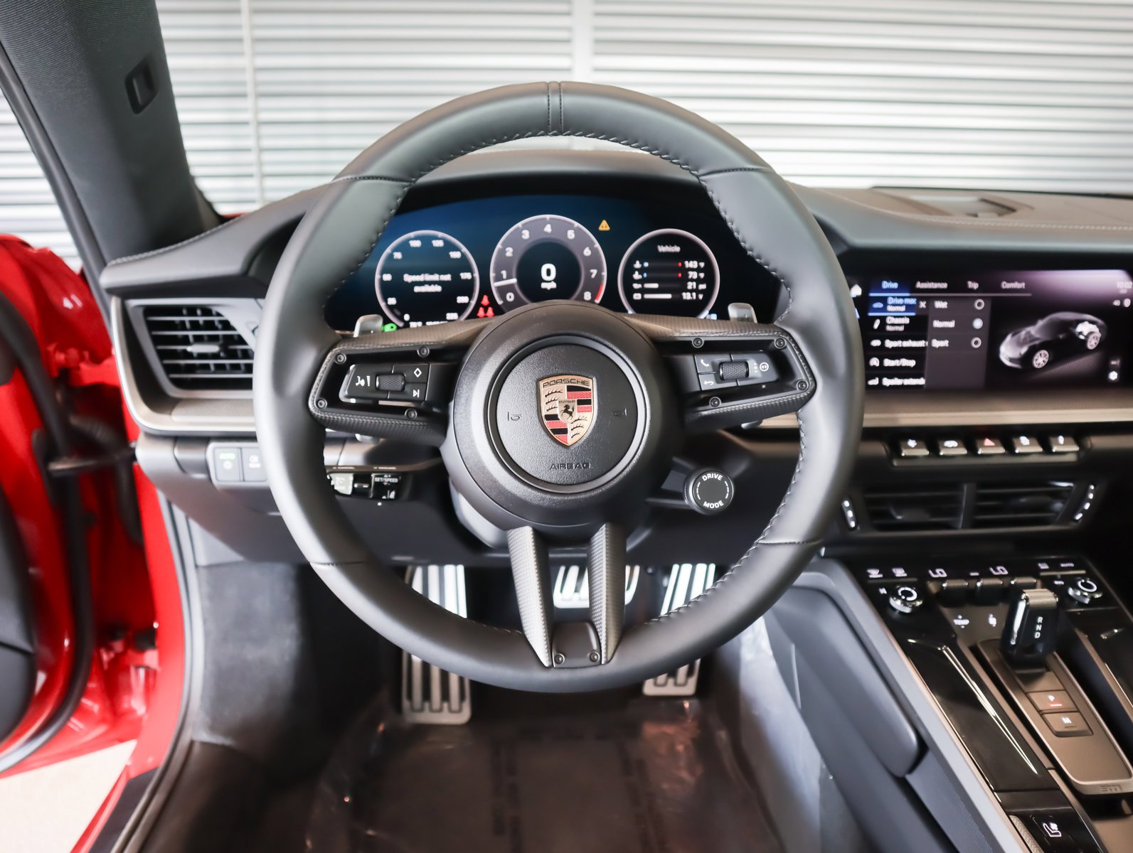 2025 Porsche 911 S - Photo 14
