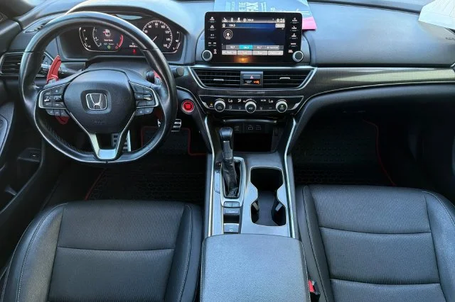 Used 2021  Honda Sport image 16