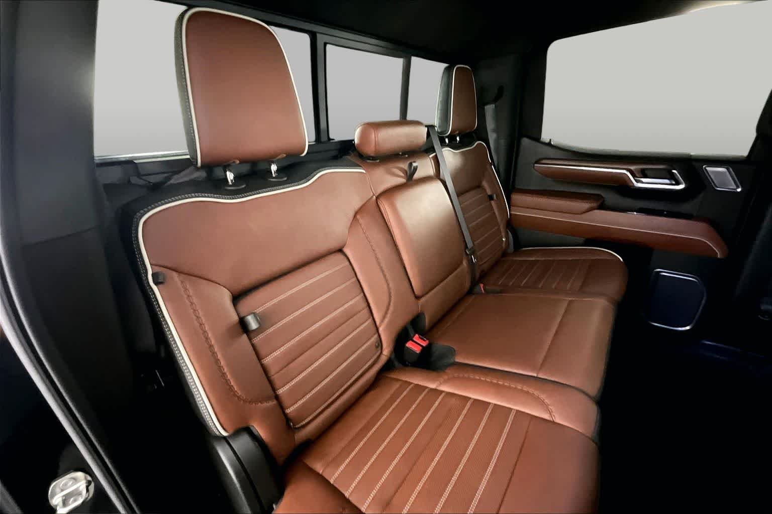 Used 2023 Onyx Black GMC Denali Ultimate image 20