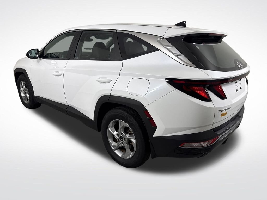 2022 Hyundai Tucson SE - Photo 6