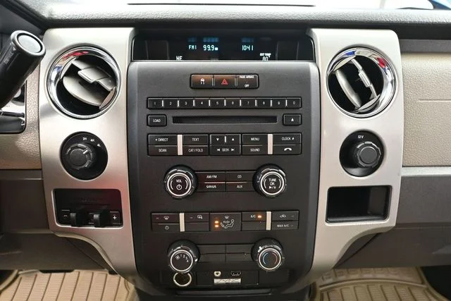 Used 2010  Ford XLT image 23