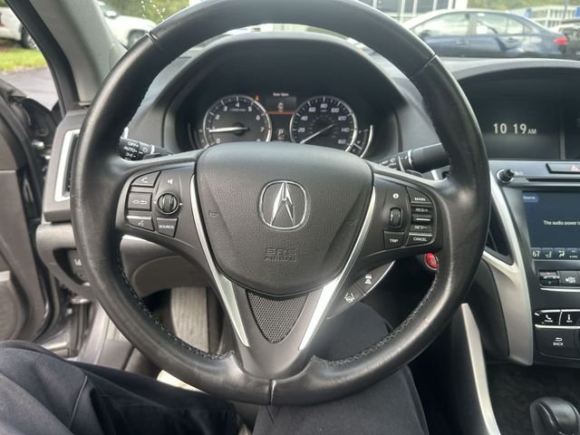 Used 2020 Gray Acura 2.4L image 13