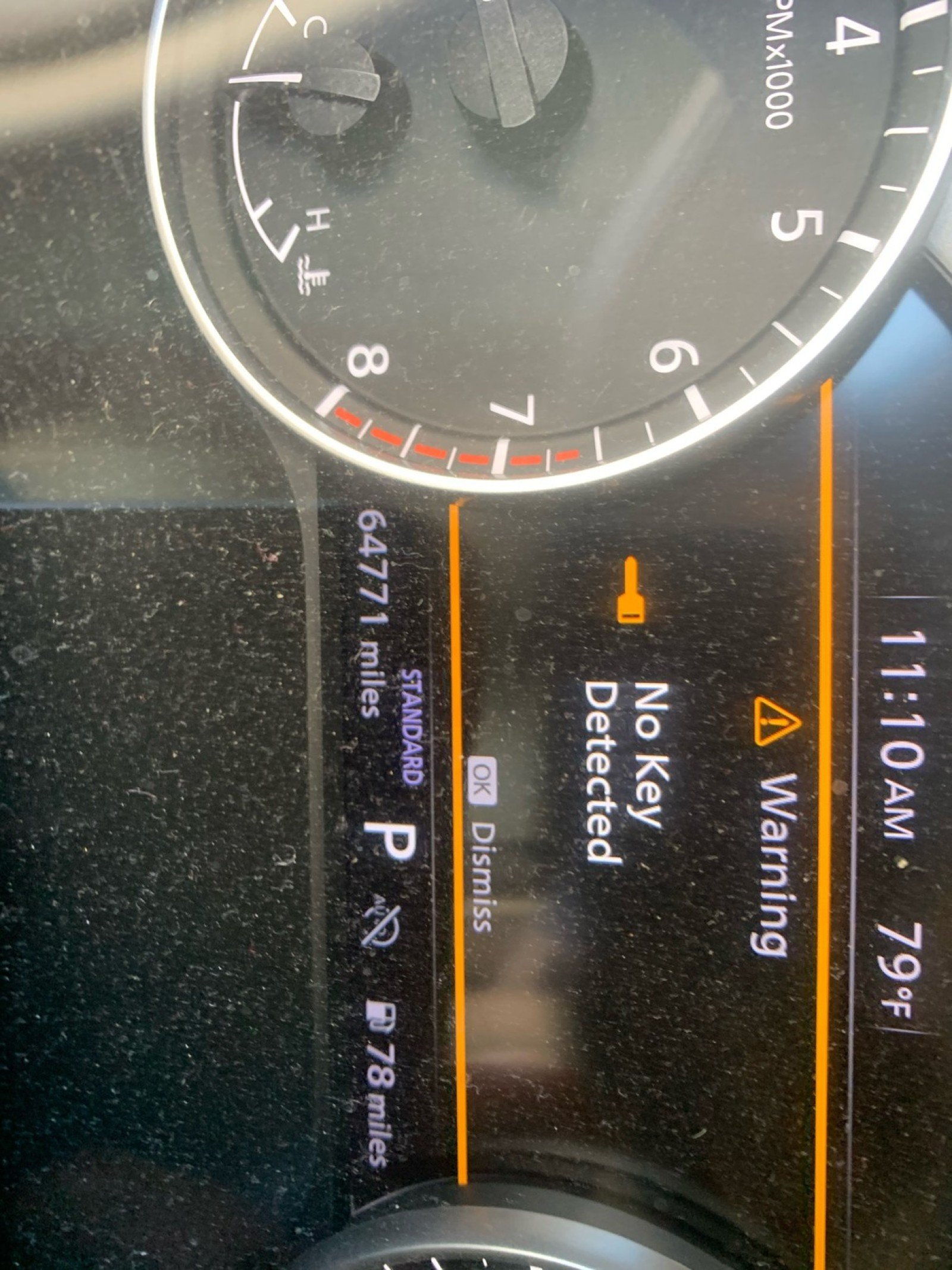 2022 Nissan Pathfinder photo 17 of 19