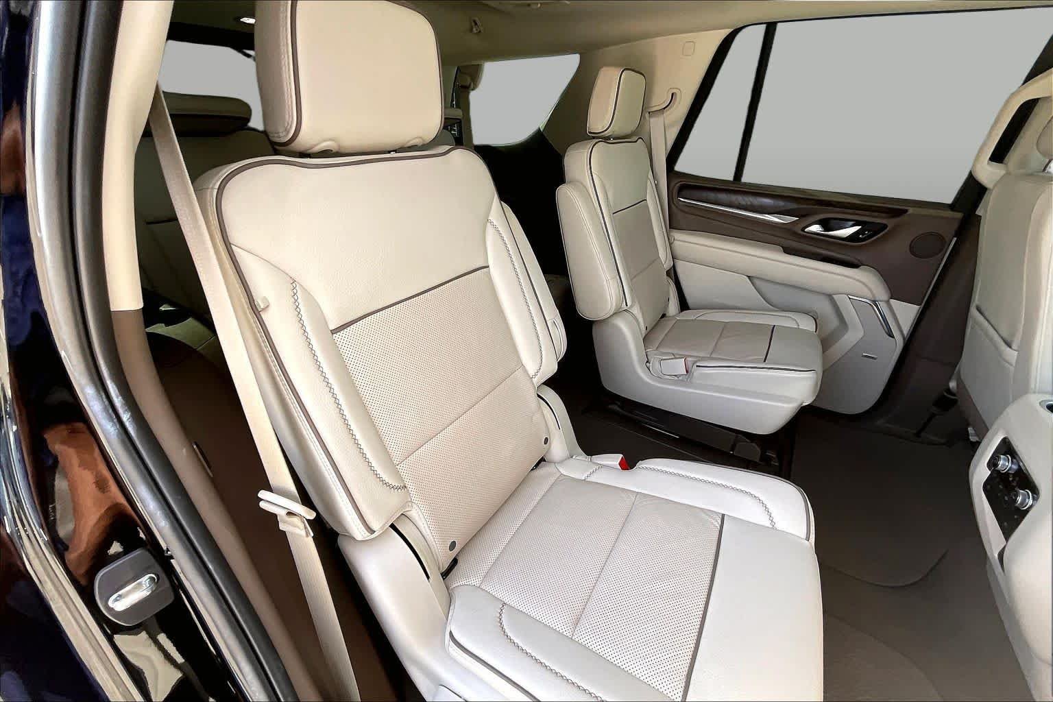 Used 2022 Onyx Black GMC Denali image 20