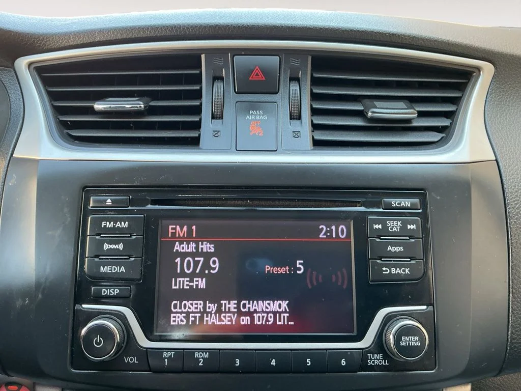 Used 2015 Gray Nissan SV image 14