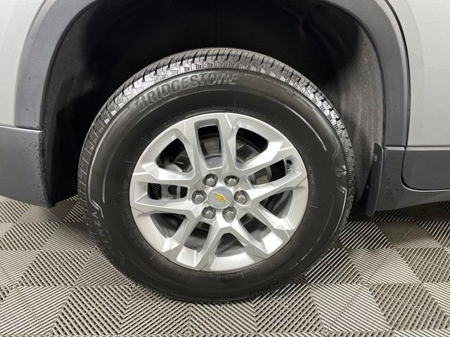 Used 2023 Gray Chevrolet LS image 12